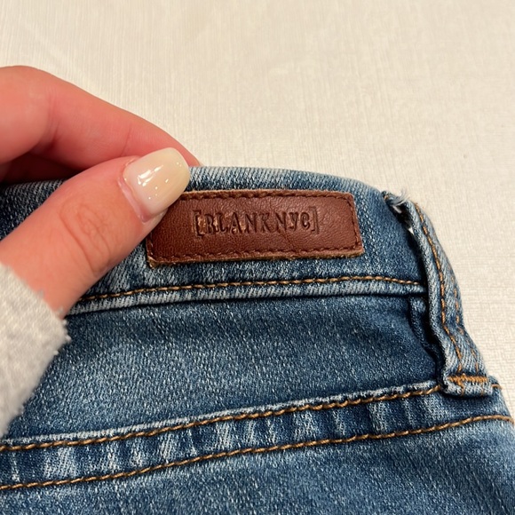 BLANK NYC Skinny Classic Jeans - Picture 6 of 7